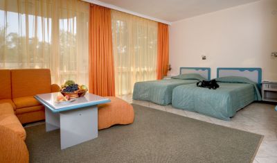 Imagine pentru Hotel Iskar 3* valabile pentru Litoral 2025