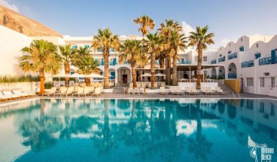 Imagine pentru Hotel Kamari Beach 3* valabile pentru Litoral 2025