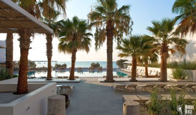Imagine pentru Hotel Kamari Beach 3* valabile pentru Litoral 2025