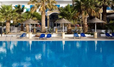 Imagine pentru Hotel Kamari Beach 3* valabile pentru Litoral 2025