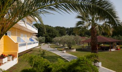 Imagine pentru Hotel Kanali Beach 3*  valabile pentru Litoral 2025