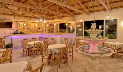 Imagine pentru Hotel Kasapakis 3*  valabile pentru Litoral 2025