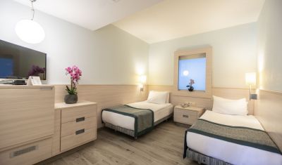 Imagine pentru Hotel La Blanche Resort & Spa 5* valabile pentru Litoral 2025