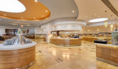 Imagine pentru Hotel La Blanche Resort & Spa 5* valabile pentru Litoral 2025