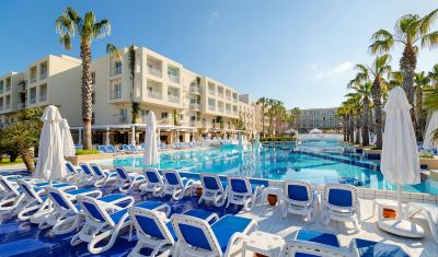 Imagine pentru Hotel La Blanche Resort & Spa 5* valabile pentru Litoral 2025