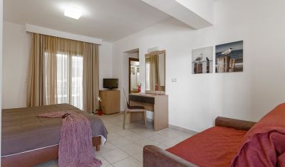 Imagine pentru Hotel Lagomandra Beach & Suites 4* valabile pentru Litoral 2025