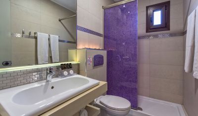 Imagine pentru Hotel Lagomandra Beach & Suites 4* valabile pentru Litoral 2025