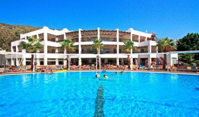 Imagine pentru Hotel Latanya Park Resort 4* valabile pentru Litoral 2025