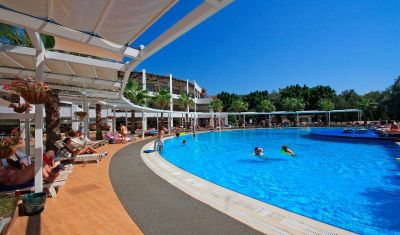 Imagine pentru Hotel Latanya Park Resort 4* valabile pentru Litoral 2025
