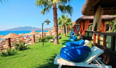 Imagine pentru Hotel Latanya Park Resort 4* valabile pentru Litoral 2025