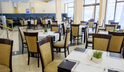 Imagine pentru Hotel Lebed 4*  valabile pentru Litoral 2025