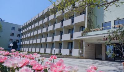 Imagine pentru Hotel Lebed 4*  valabile pentru Litoral 2025