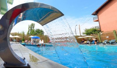 Imagine pentru Hotel Legacy 2* valabile pentru Litoral 2025