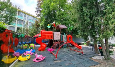 Imagine pentru Hotel Legacy 2* valabile pentru Litoral 2025