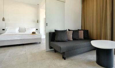 Imagine pentru Hotel Lemon Cliff Luxury Beach 3* valabile pentru Litoral 2025
