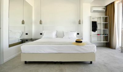 Imagine pentru Hotel Lemon Cliff Luxury Beach 3* valabile pentru Litoral 2025
