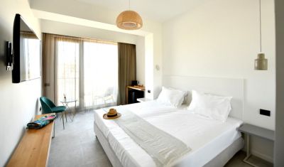 Imagine pentru Hotel Lemon Cliff Luxury Beach 3* valabile pentru Litoral 2025