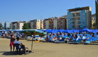 Imagine pentru Hotel Leonardo 4* valabile pentru Litoral 2025