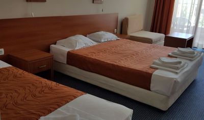 Imagine pentru Hotel Liani 3* valabile pentru Litoral 2025