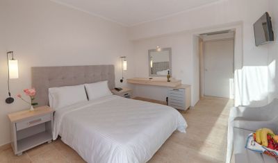 Imagine pentru Hotel Livadi Nafsika 3*(Adults Only) valabile pentru Litoral 2025