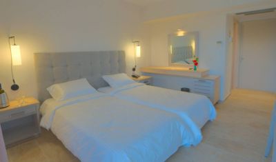 Imagine pentru Hotel Livadi Nafsika 3*(Adults Only) valabile pentru Litoral 2025