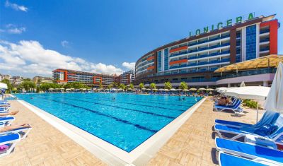 Imagine pentru Hotel Lonicera Resort & Spa 5* valabile pentru Litoral 2025