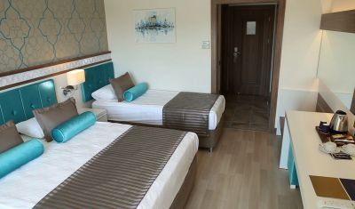 Imagine pentru Hotel Luna Blanca Resort & Spa 5* valabile pentru Litoral 2025