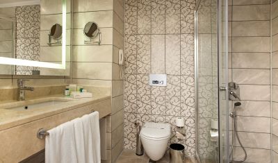Imagine pentru Hotel Luna Blanca Resort & Spa 5* valabile pentru Litoral 2025