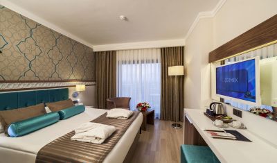 Imagine pentru Hotel Luna Blanca Resort & Spa 5* valabile pentru Litoral 2025