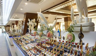 Imagine pentru Hotel Luna Blanca Resort & Spa 5* valabile pentru Litoral 2025