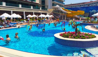 Imagine pentru Hotel Luna Blanca Resort & Spa 5* valabile pentru Litoral 2025