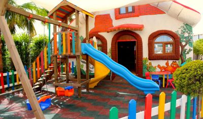 Imagine pentru Hotel Luna Blanca Resort & Spa 5* valabile pentru Litoral 2025