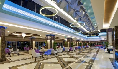 Imagine pentru Hotel Luna Blanca Resort & Spa 5* valabile pentru Litoral 2025