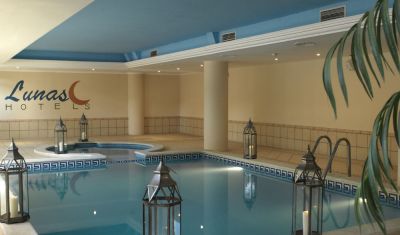 Imagine pentru Hotel Luna Club 4* valabile pentru Litoral 2025
