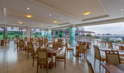Imagine pentru Hotel Lutania Beach 4* valabile pentru Litoral 2025