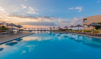 Imagine pentru Hotel Lutania Beach 4* valabile pentru Litoral 2025