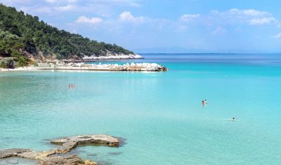 Imagine pentru Hotel Makryammos Bungalows 4*   valabile pentru Litoral 2025