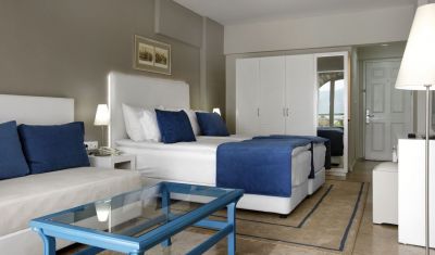 Imagine pentru Hotel Marti La Perla 4*(Adults Only) valabile pentru Litoral 2025