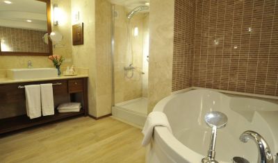Imagine pentru Hotel Marti Resort 5*  valabile pentru Litoral 2025