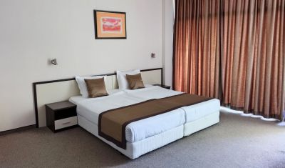 Imagine pentru Hotel Marvel 4* valabile pentru Litoral 2025