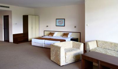 Imagine pentru Hotel Marvel 4* valabile pentru Litoral 2025
