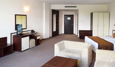 Imagine pentru Hotel Marvel 4* valabile pentru Litoral 2025