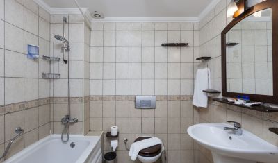 Imagine pentru Hotel Matiate 4* valabile pentru Litoral 2025