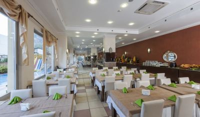 Imagine pentru Hotel Matiate 4* valabile pentru Litoral 2025