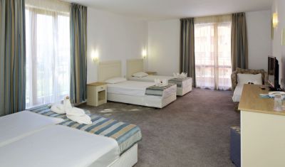 Imagine pentru Hotel Mena Palace 4* valabile pentru Litoral 2025
