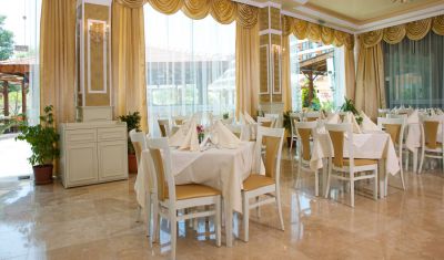 Imagine pentru Hotel Mena Palace 4* valabile pentru Litoral 2025