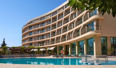 Imagine pentru Hotel Mena Palace 4* valabile pentru Litoral 2025