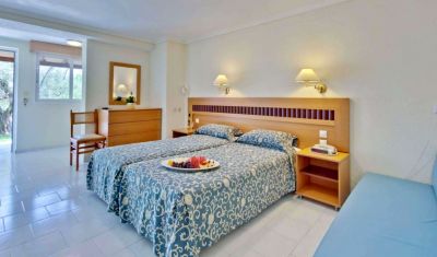 Imagine pentru Hotel Mendi 4* valabile pentru Litoral 2025