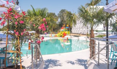 Imagine pentru Hotel Mera Holiday Resort 3* valabile pentru Litoral 2025