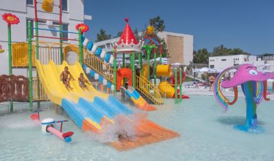 Imagine pentru Hotel Mera Holiday Resort 3* valabile pentru Litoral 2025